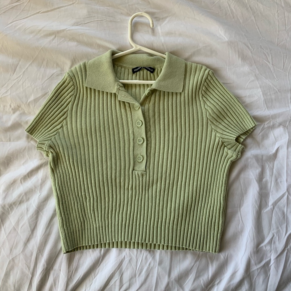 Pale/pastel green crop knit sweater polo